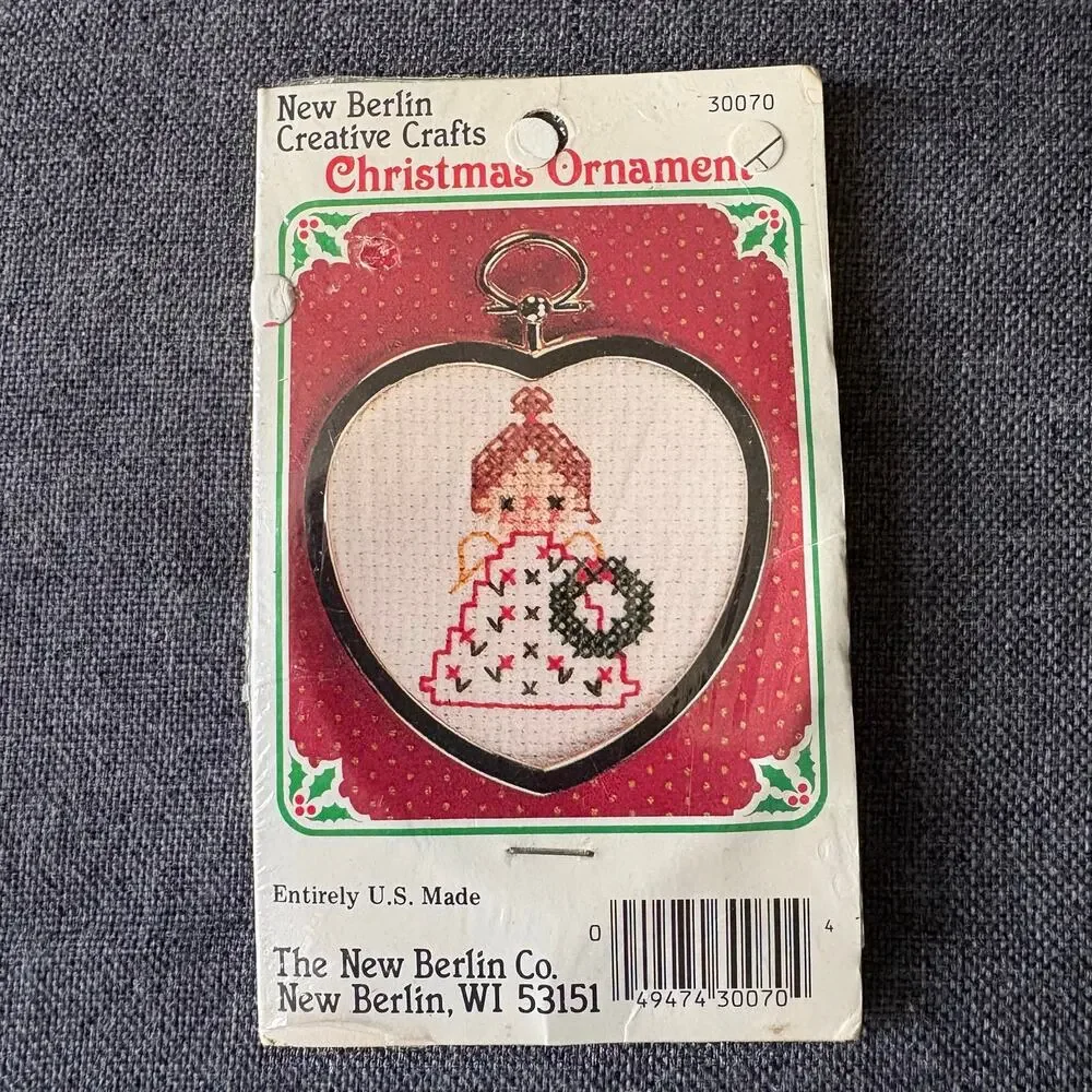 Angel with Wreath Christmas Ornament Vintage Counted Cross Stitch Kit New Berlin